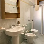 ゲストハウス Baglio Del Mulino A Vento 4*